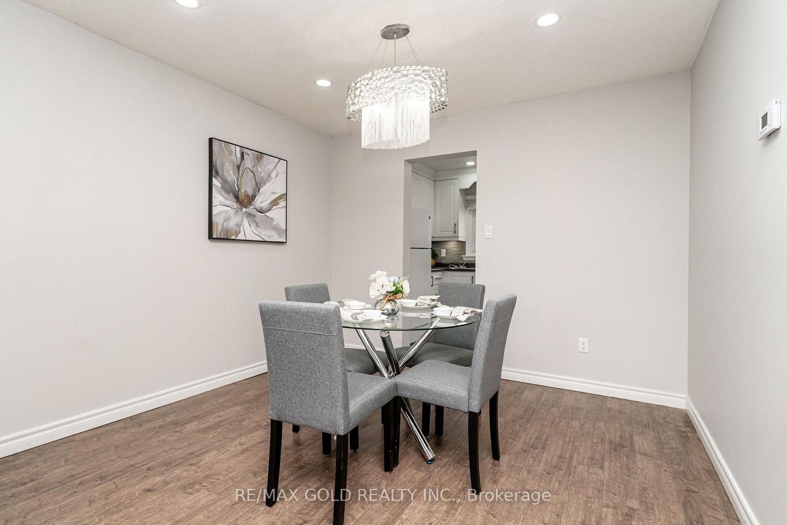 Townhouse for sale at 75-75 Mcmullen Crescent, Brampton, Ontario, L6S 3M2 - Central Park - MLS: W12897228