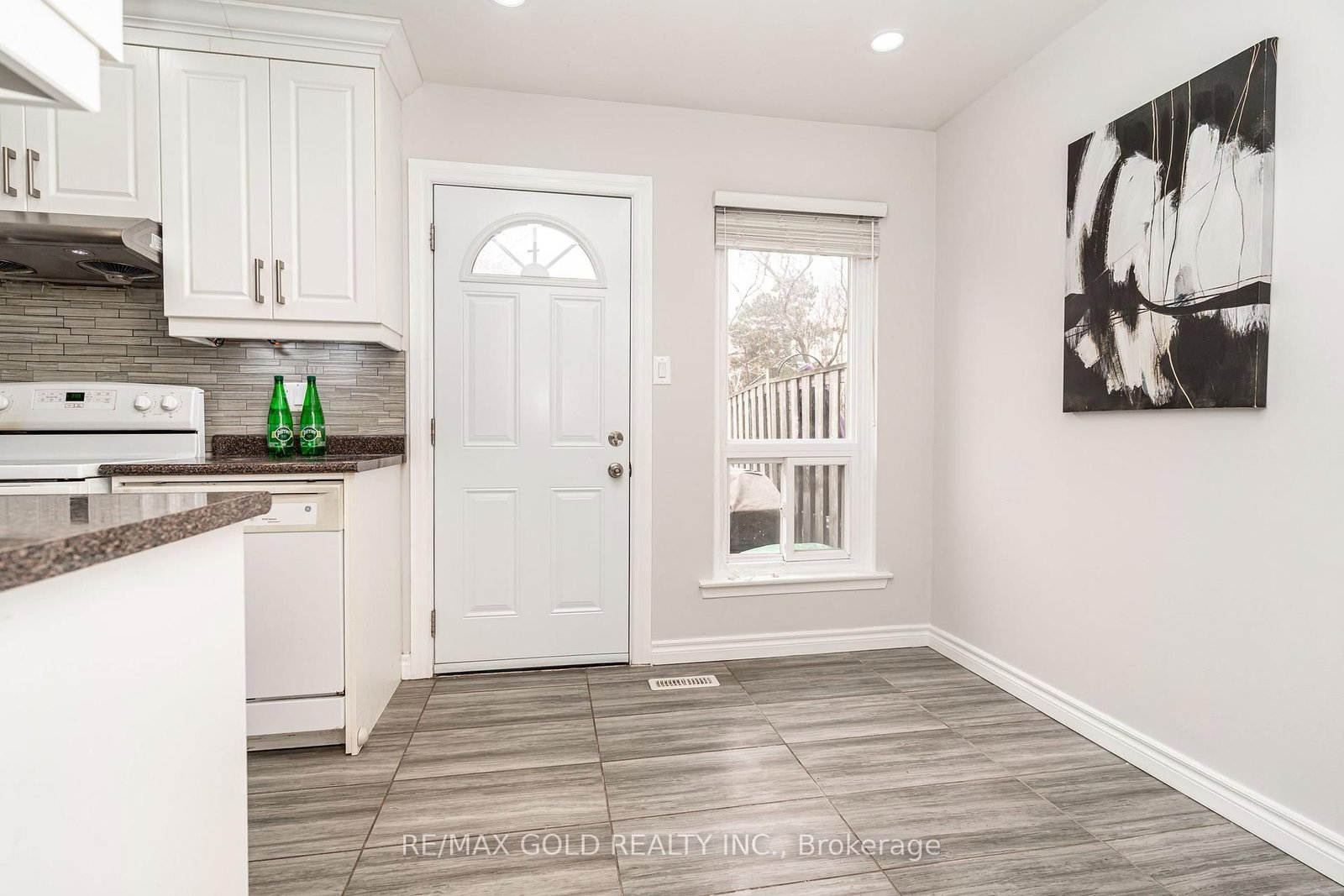 Townhouse for sale at 75-75 Mcmullen Crescent, Brampton, Ontario, L6S 3M2 - Central Park - MLS: W12897228