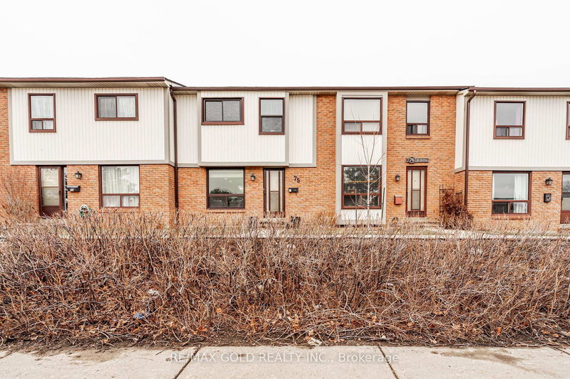 75 - 75 Mcmullen Cres, Brampton, L6S 3M2 | Image 2