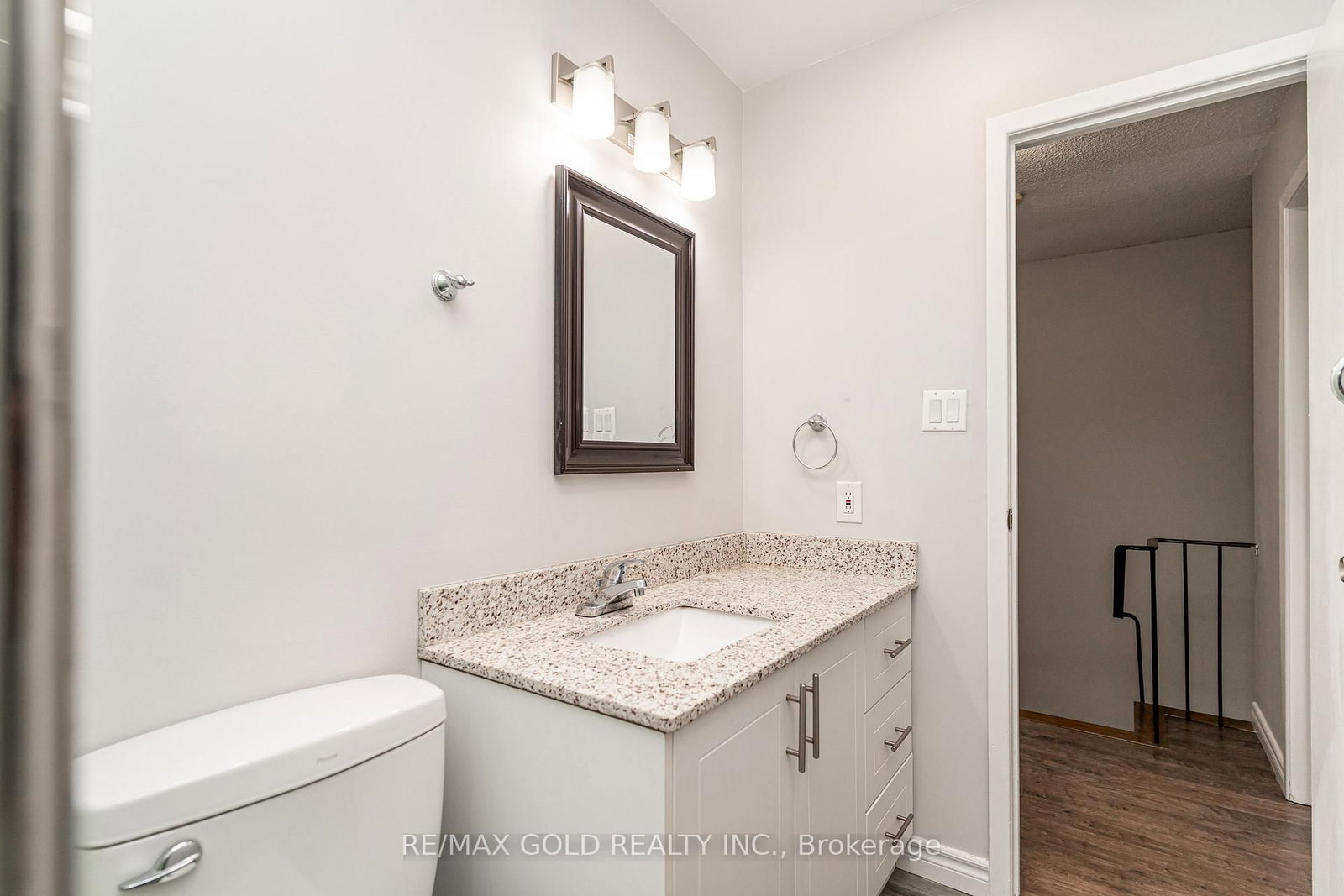 Townhouse for sale at 75-75 Mcmullen Crescent, Brampton, Ontario, L6S 3M2 - Central Park - MLS: W12897228