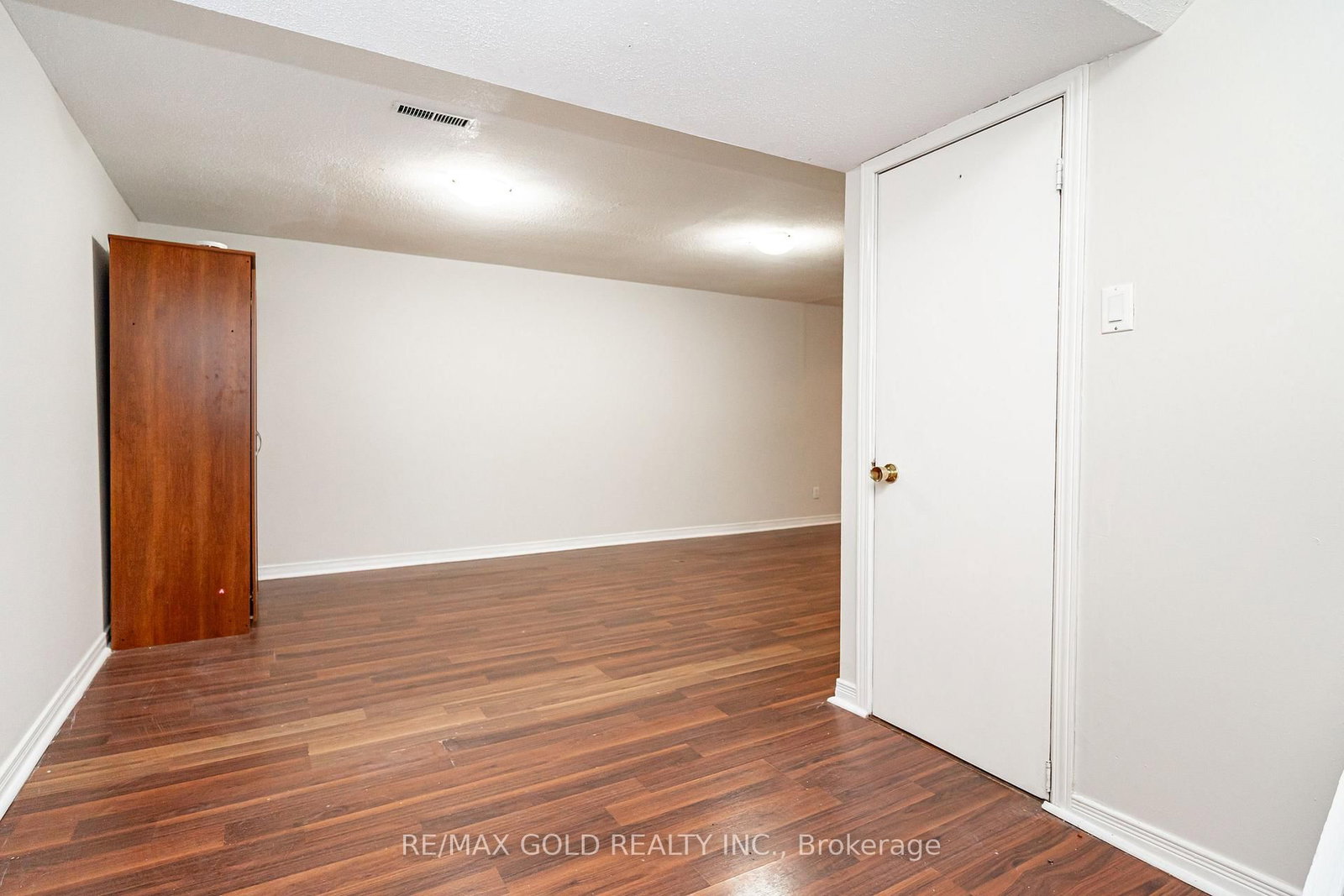 Townhouse for sale at 75-75 Mcmullen Crescent, Brampton, Ontario, L6S 3M2 - Central Park - MLS: W12897228