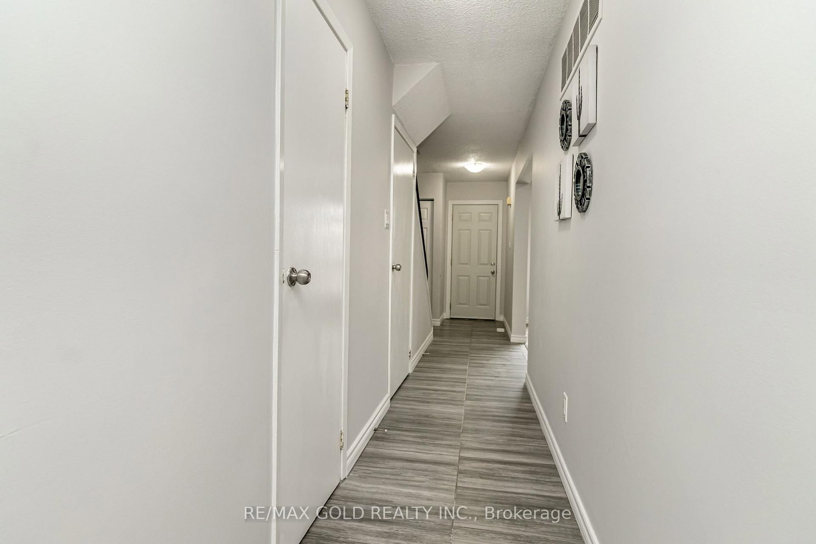 Townhouse for sale at 75-75 Mcmullen Crescent, Brampton, Ontario, L6S 3M2 - Central Park - MLS: W12897228