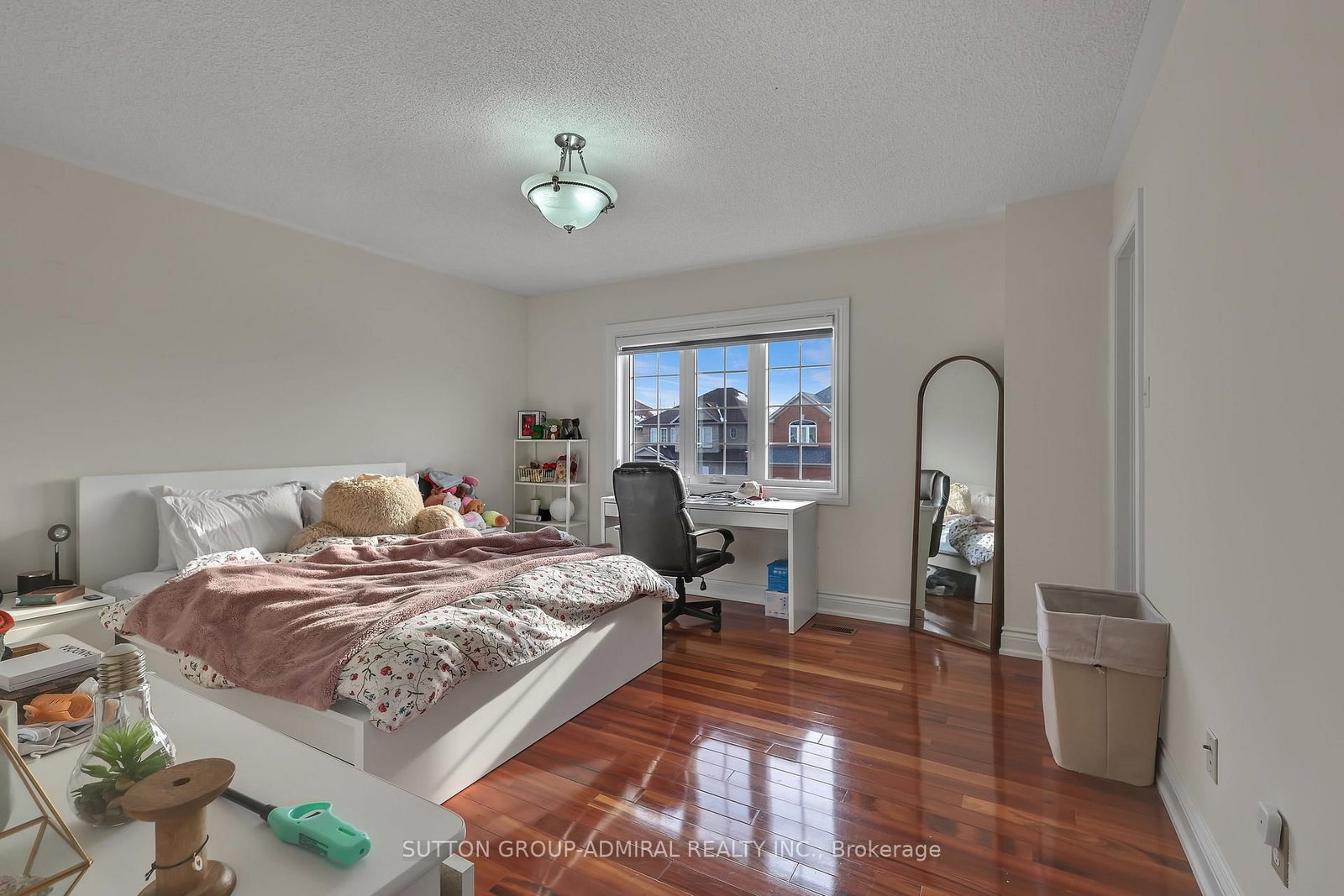 Detached House for sale at 43 Newark Way, Brampton, Ontario, L7A 2W8 - Fletcher's Meadow - MLS: W12897438