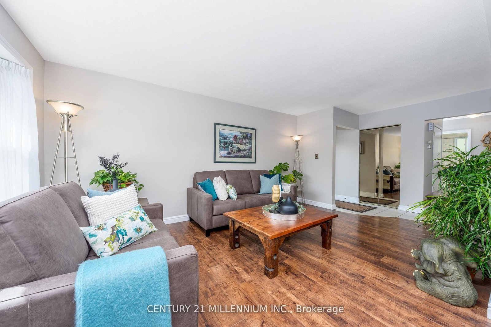 Detached House for sale at 20 Dunblaine Crescent, Brampton, Ontario, L6T 3H2 - Southgate - MLS: W12897572