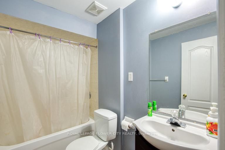 18 Saint Eugene Street - Photo 10