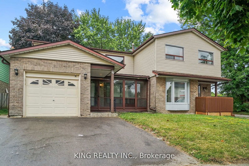 16 Wimbledon Crt, Brampton, L6V 2S4 | Image 3