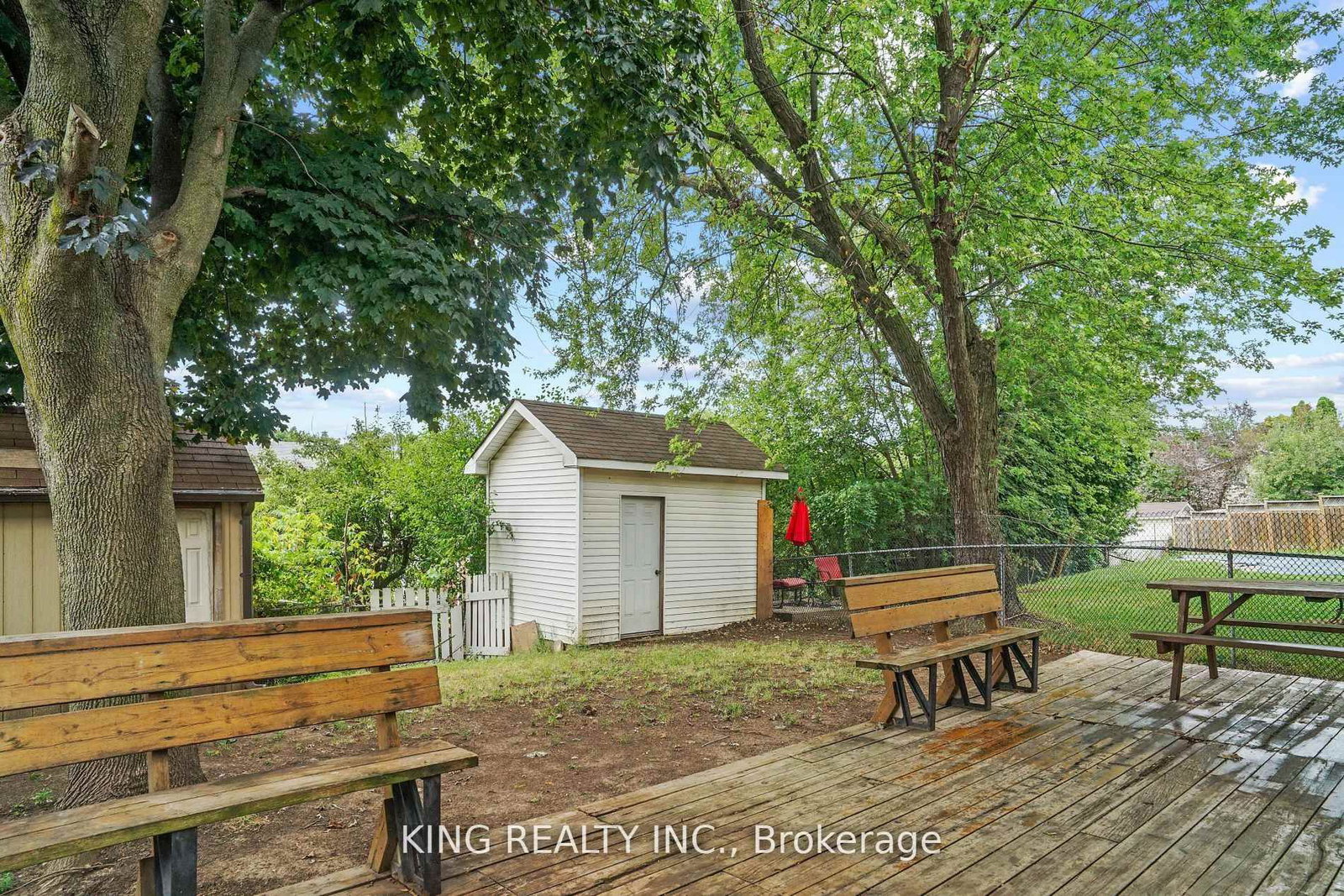 Semi-Detached House for sale at 16 Wimbledon Court, Brampton, Ontario, L6V 2S4 - Brampton North - MLS: W12897962