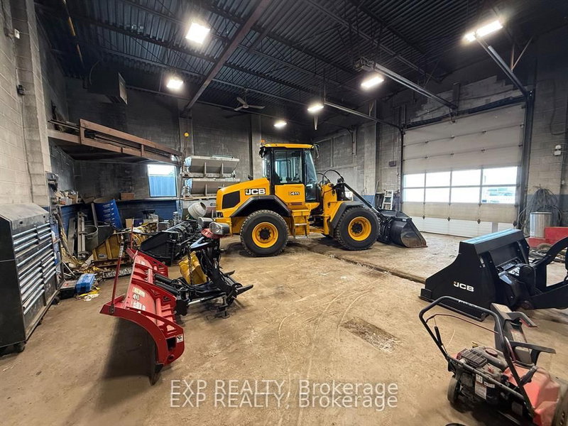 1261 Britannia Rd E, Mississauga, L4W 1C7 | Image 3