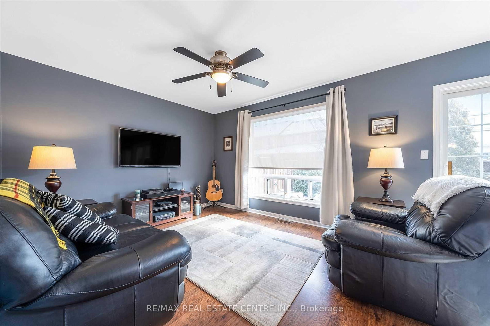 Townhouse for lease at 1024 Barclay Circle, Milton, Ontario, L9T 5W5 - Beaty - MLS: W12898090