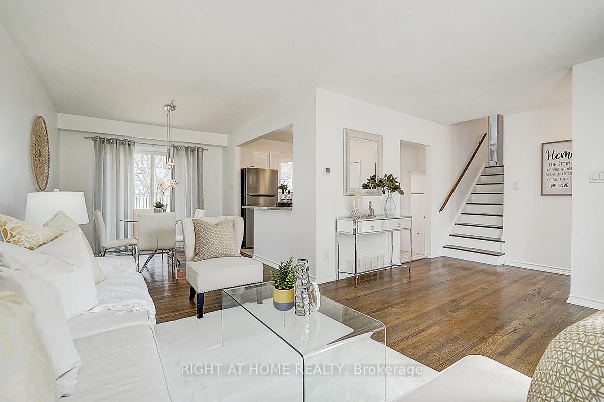 Detached House for sale at 11 Tullamore Road, Brampton, Ontario, L6W 1J6 - Brampton East - MLS: W12898264