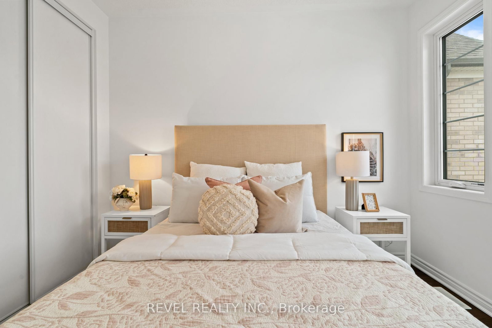 Detached House for sale at 1480 Melville Bonus Crescent, Milton, Ontario, L9E 2H2 - Bowes - MLS: W12898592