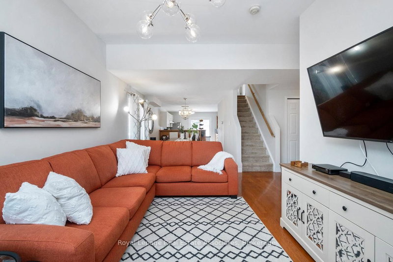 23 Rachlin Dr, Halton Hills, L7J 3A9 | Image 3