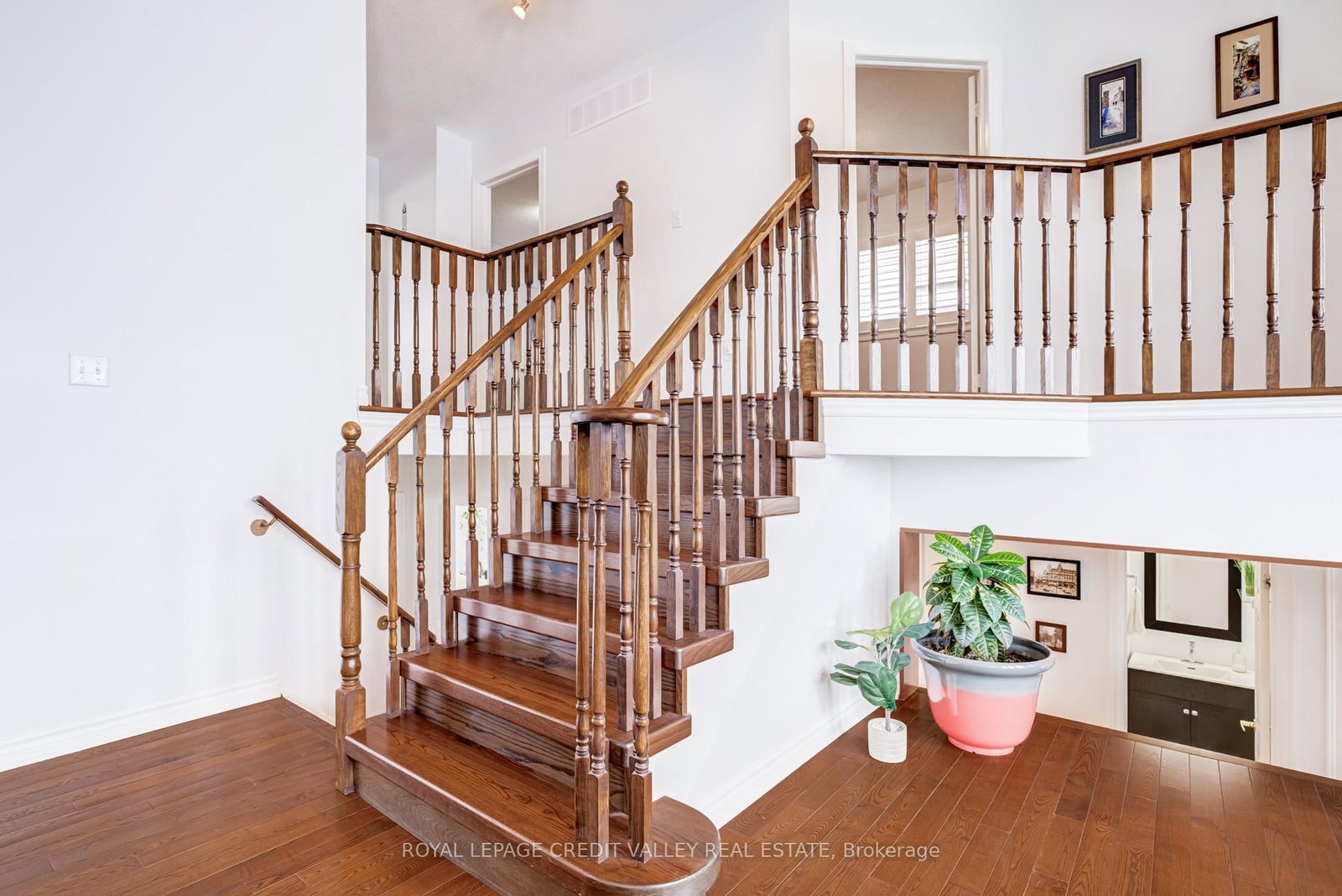 Detached House for sale at 1193 Knight Trail, Milton, Ontario, L9T 5R9 - Dempsey - MLS: W12899064