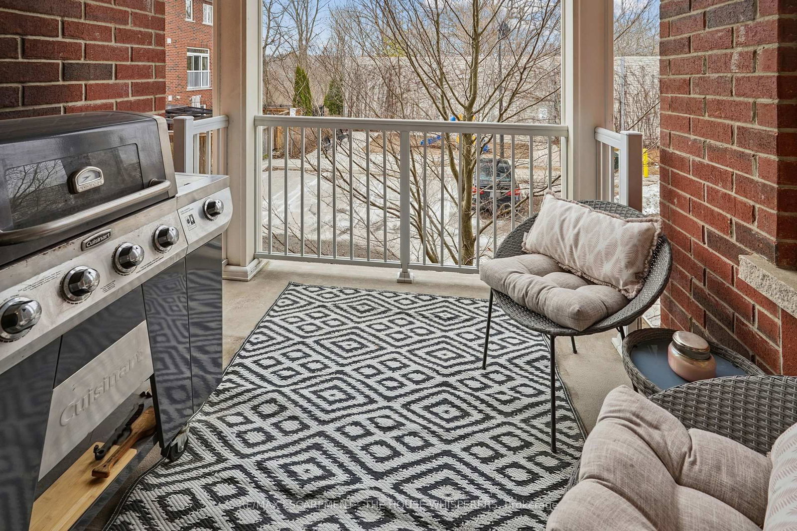 Townhouse for sale at 29-181 Plains Road, Burlington, Ontario, L7T 0B1 - Bayview - MLS: W12899486