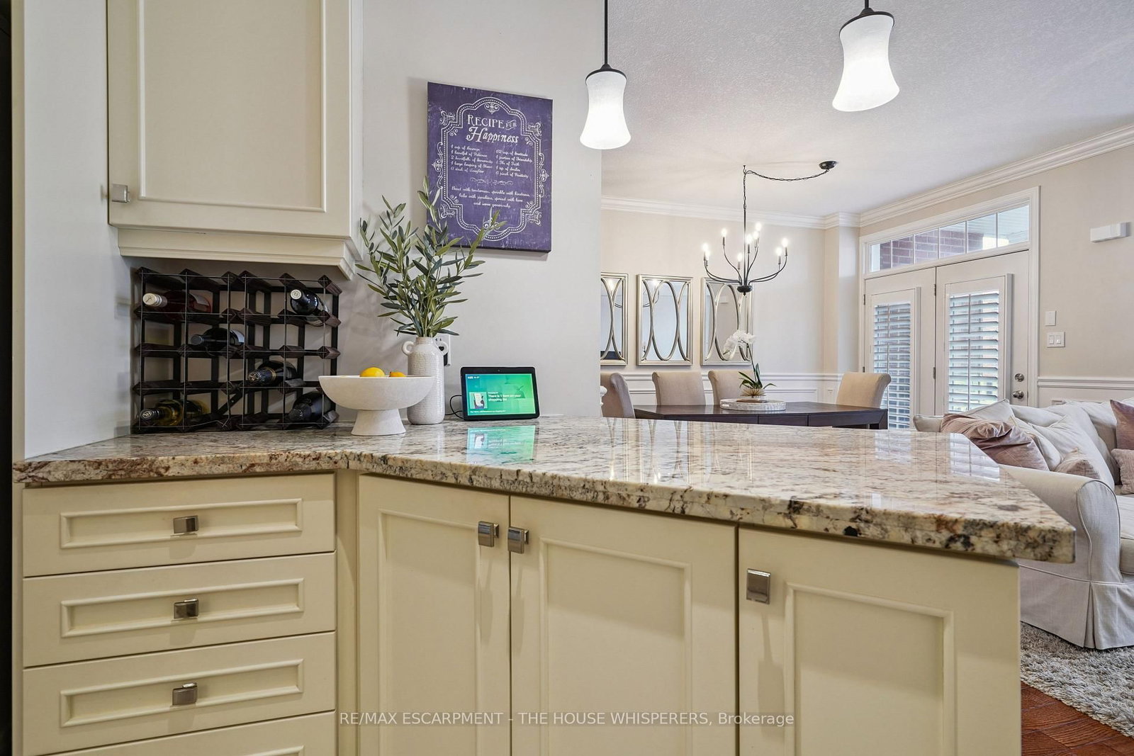 Townhouse for sale at 29-181 Plains Road, Burlington, Ontario, L7T 0B1 - Bayview - MLS: W12899486