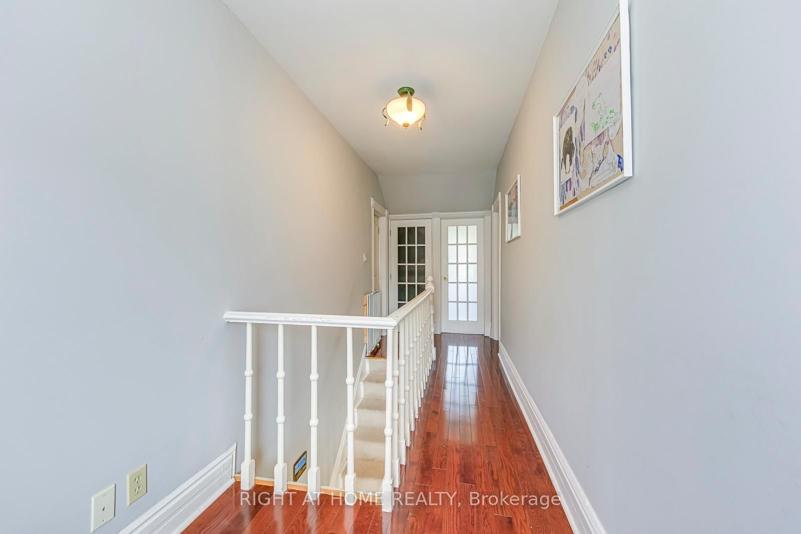 Detached House for sale at 24 Mill Street, Brampton, Ontario, L6X 1S6 - Downtown Brampton - MLS: W12899656