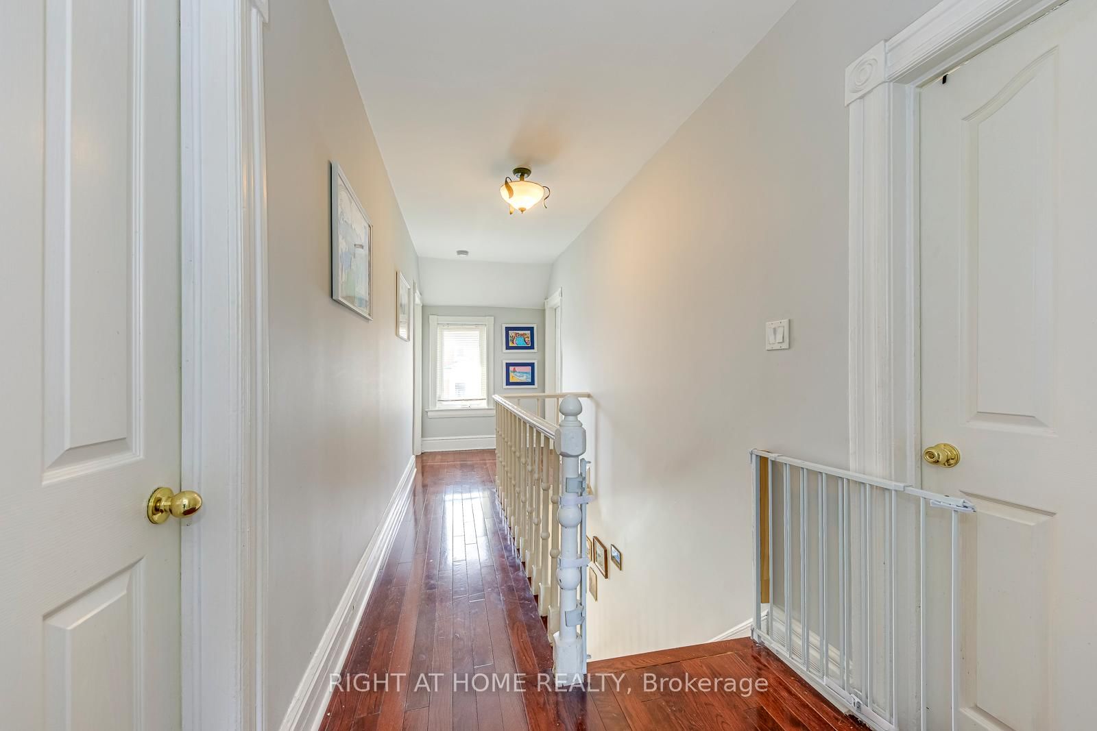 Detached House for sale at 24 Mill Street, Brampton, Ontario, L6X 1S6 - Downtown Brampton - MLS: W12899656