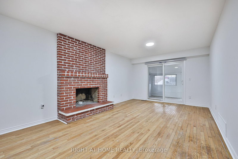 Main - 3783 Keenan Cres, Mississauga, L4T 3M1 | Image 3