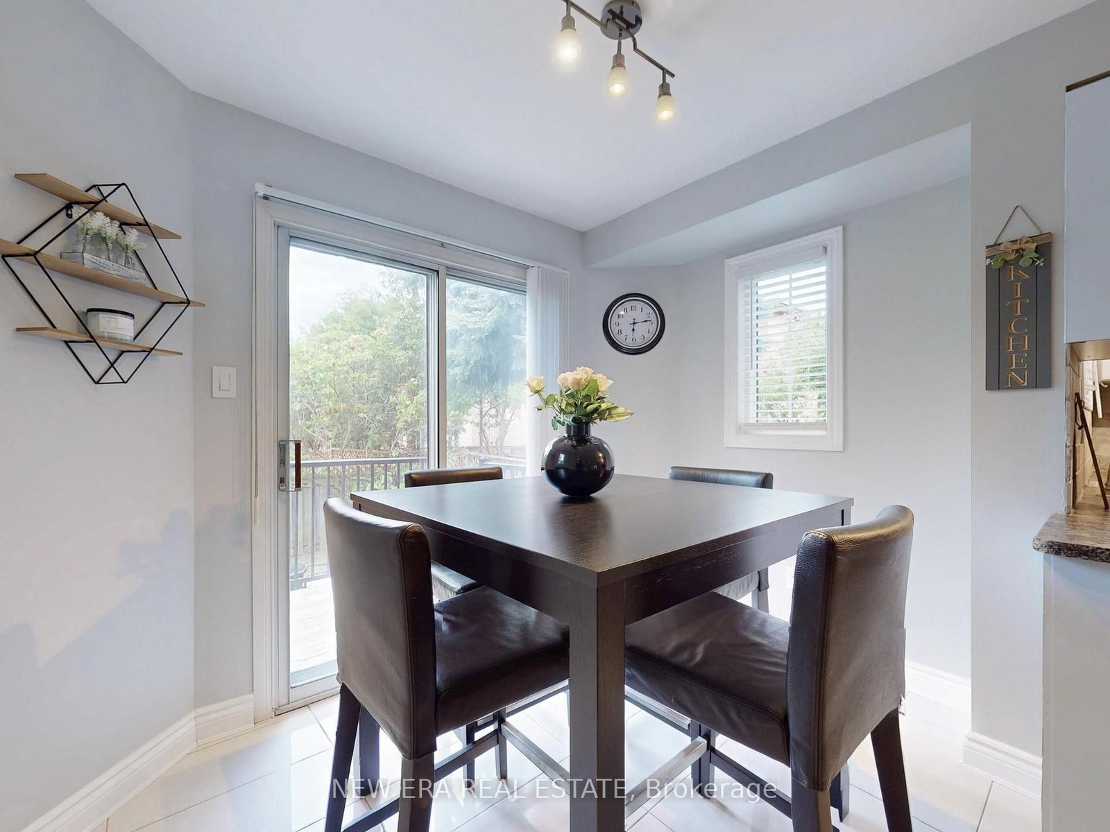 Detached House for sale at 5380 Floral Hill Crescent, Mississauga, Ontario, L5V 1V3 - East Credit - MLS: W12900036