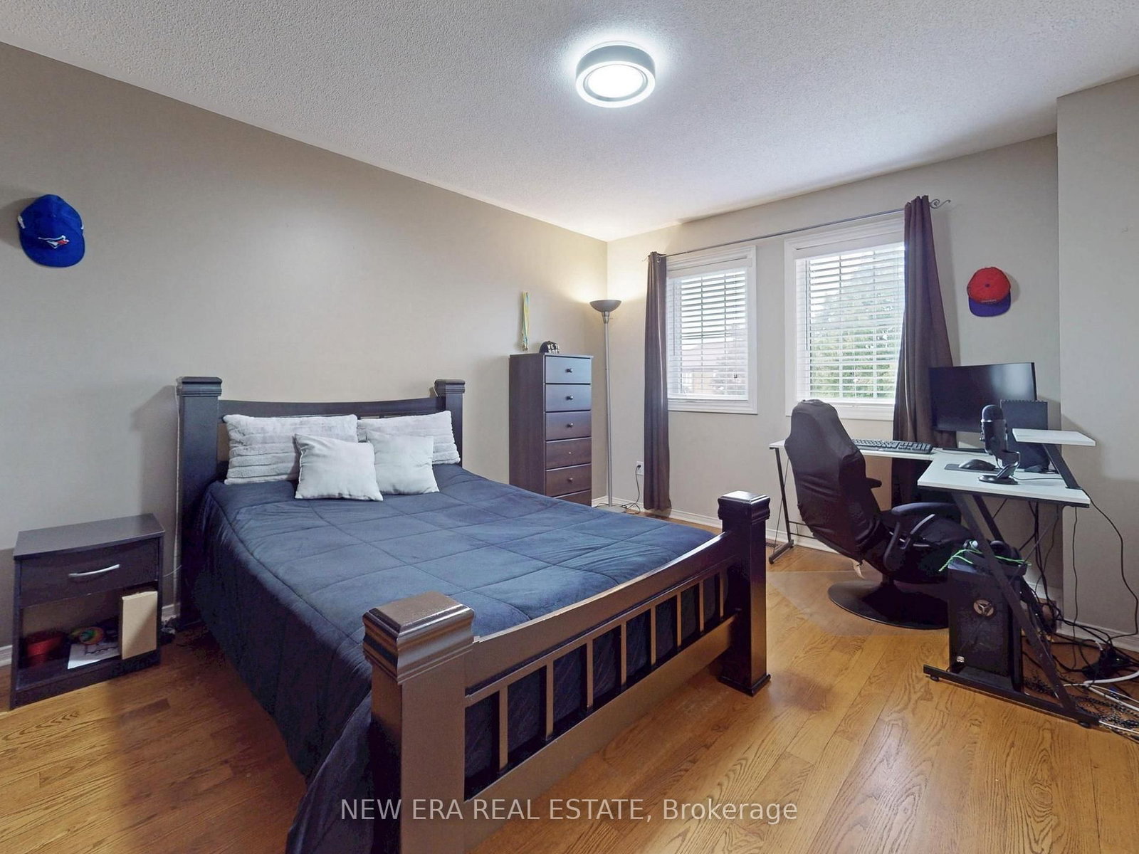 Detached House for sale at 5380 Floral Hill Crescent, Mississauga, Ontario, L5V 1V3 - East Credit - MLS: W12900036