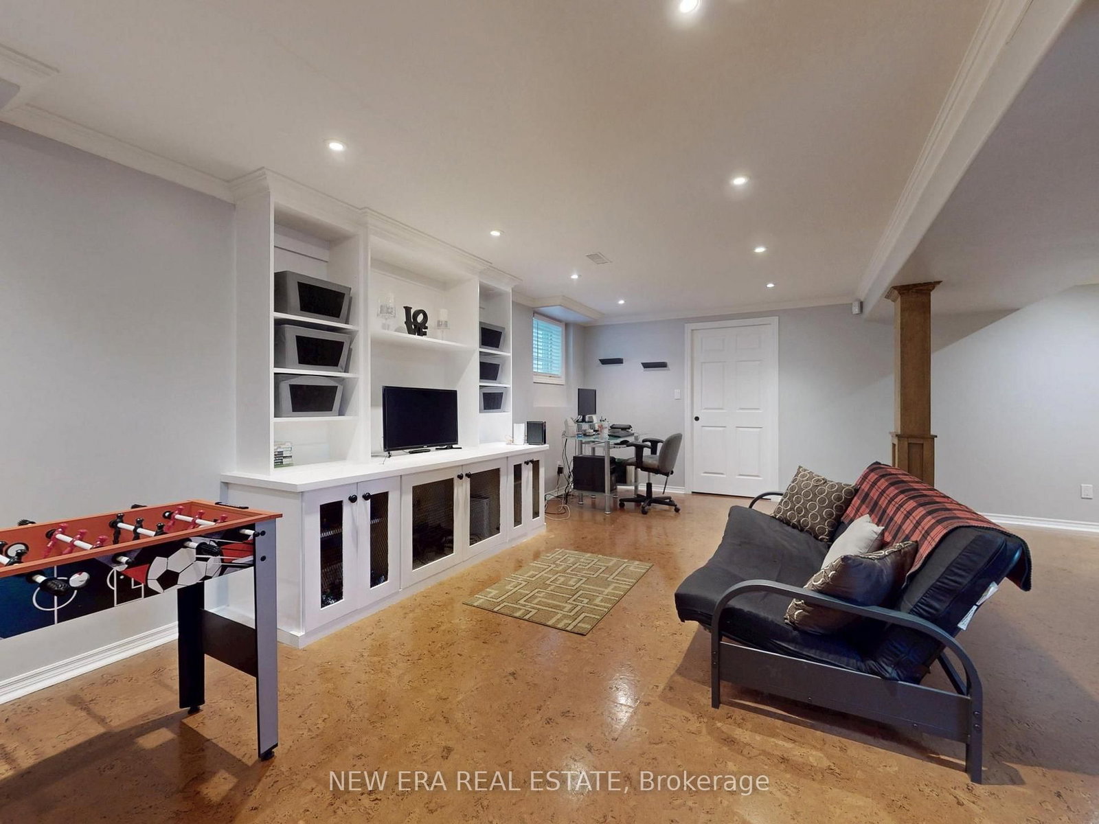 Detached House for sale at 5380 Floral Hill Crescent, Mississauga, Ontario, L5V 1V3 - East Credit - MLS: W12900036