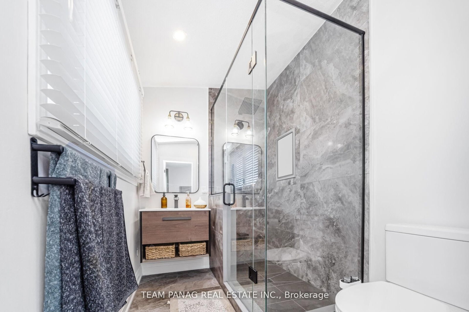 Semi-Detached House for sale at 273 Hansen Road, Brampton, Ontario, L6V 2T5 - Madoc - MLS: W12900266