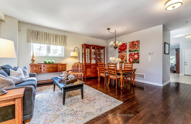 1203 Lorne Park Rd, Mississauga, L5H 3A7 | Image 3