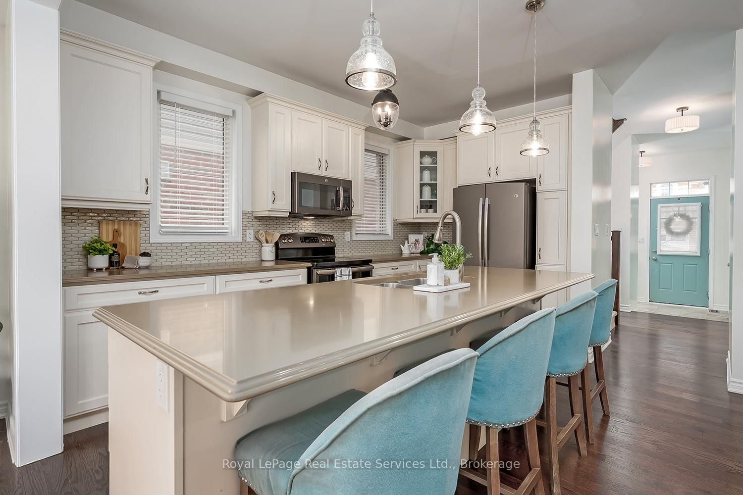 Detached House for sale at 1522 Tough Gate, Milton, Ontario, L9T 8Y6 - Clarke - MLS: W12900614