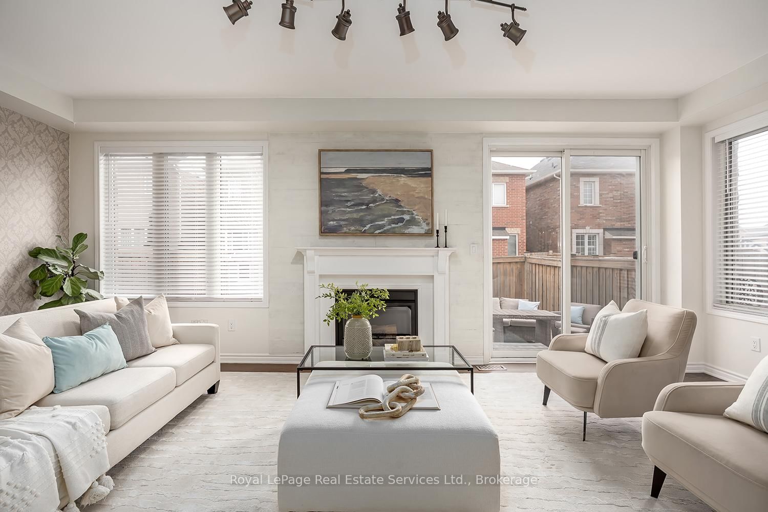 Detached House for sale at 1522 Tough Gate, Milton, Ontario, L9T 8Y6 - Clarke - MLS: W12900614