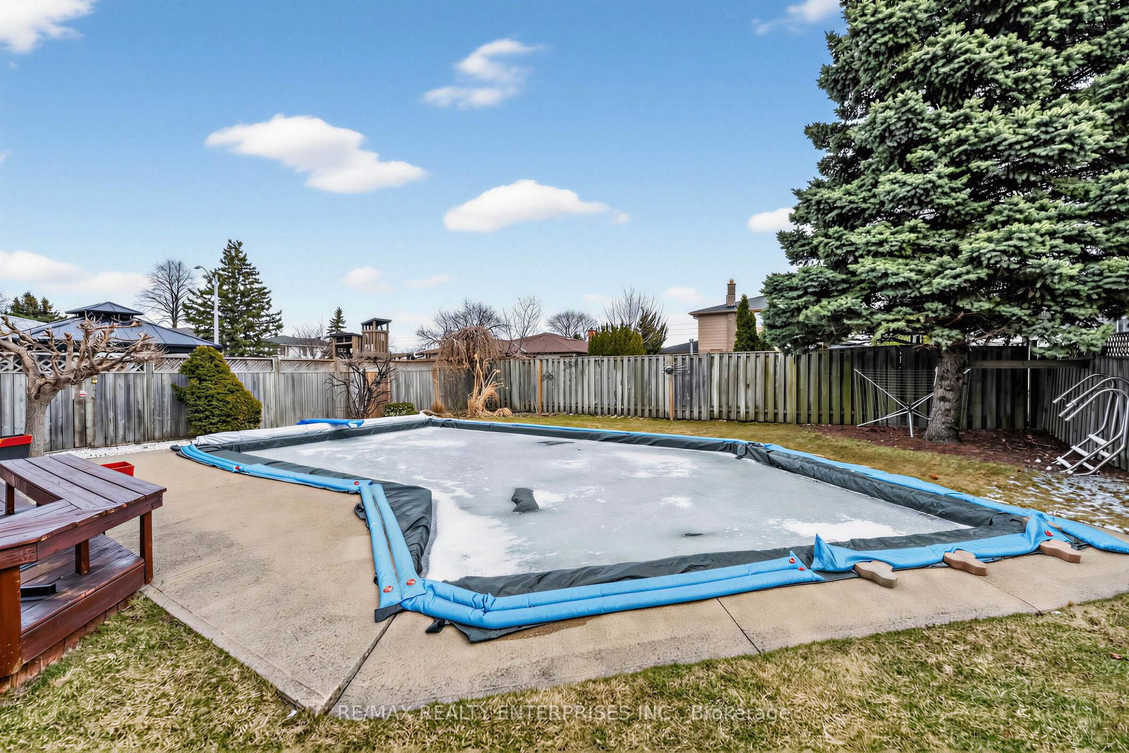 Detached House for sale at 426 Bartley Bull Pkwy, Brampton, Ontario, L6W 2M5 - Brampton East - MLS: W12900650