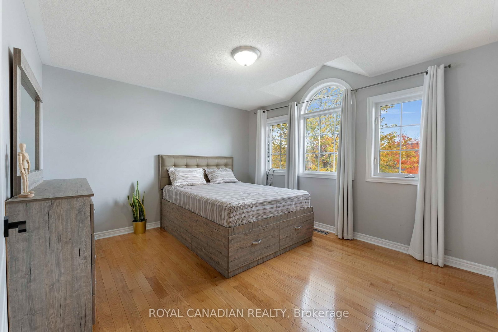 Detached House for sale at 88 Olde Town Road, Brampton, Ontario, L6X 4X9 - Fletcher's Creek Village - MLS: W12900700