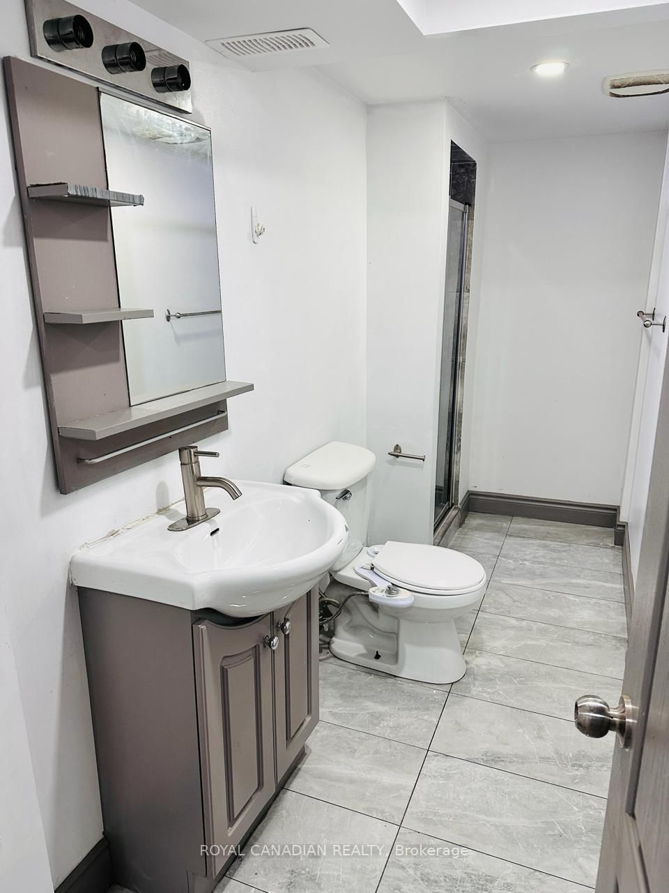 Detached House for sale at 88 Olde Town Road, Brampton, Ontario, L6X 4X9 - Fletcher's Creek Village - MLS: W12900700