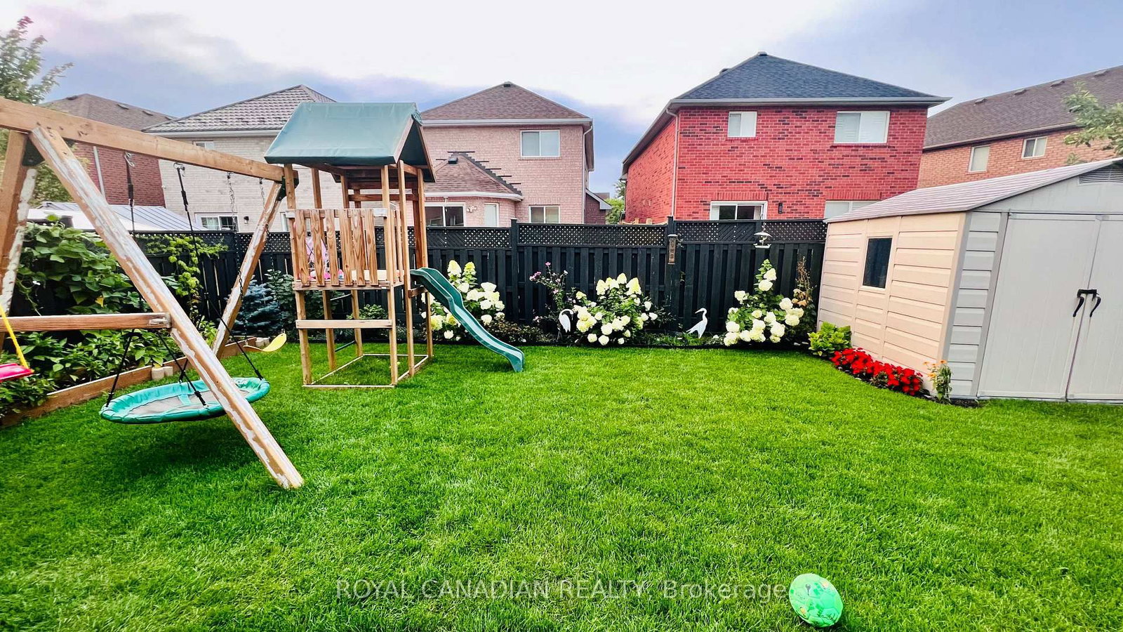 Detached House for sale at 88 Olde Town Road, Brampton, Ontario, L6X 4X9 - Fletcher's Creek Village - MLS: W12900700