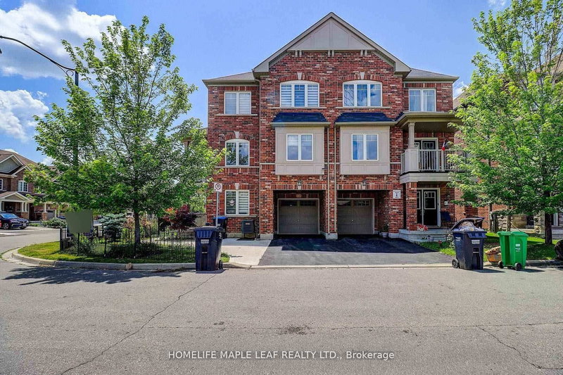 49 Golden Springs Dr, Brampton, L7A 4N7 | Image 2
