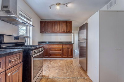 2 - 2976 Lake Shore Blvd | Toronto | Image