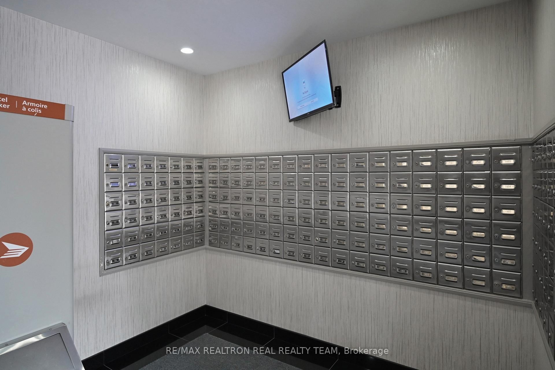 350 Rathburn Road, Unit 1905