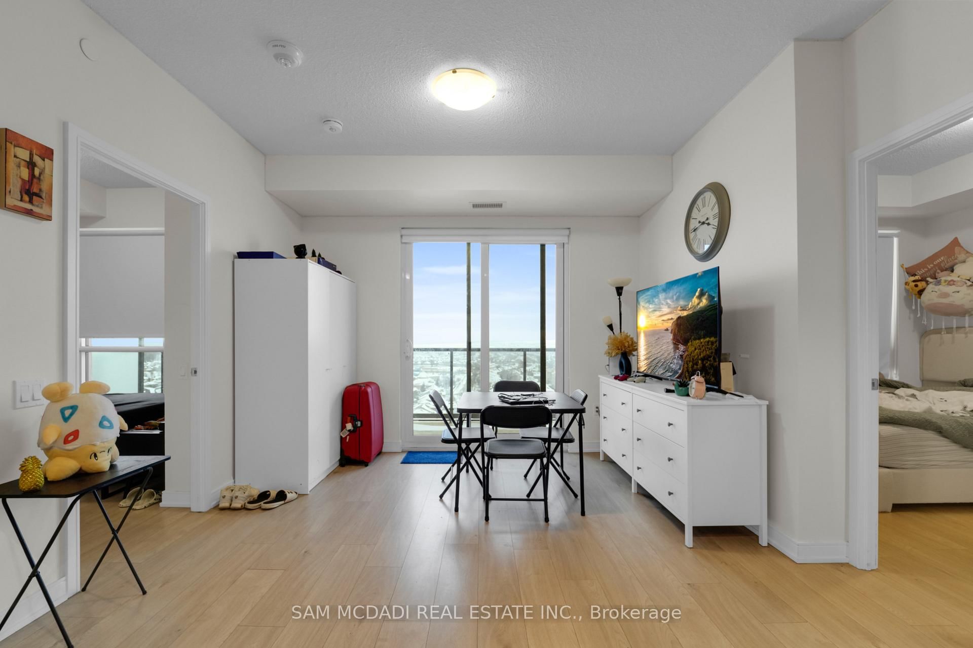 8 Nahani Way, Unit 1722
