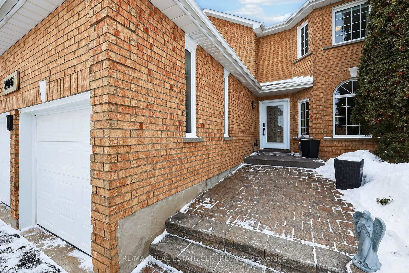 Listing Image 2