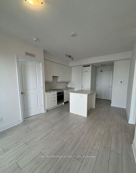 home for lease on 3311-30 Elm Drive