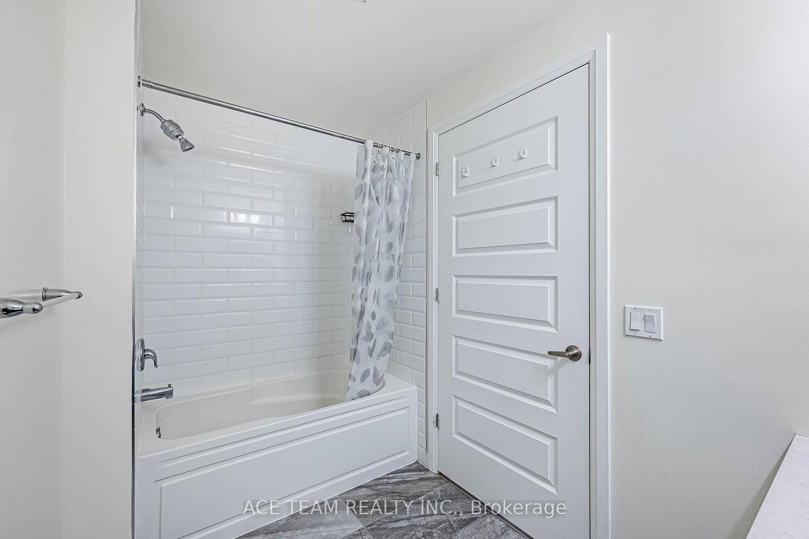 Condo for sale at 133-1105 Leger Way, Milton, Ontario, L9E 1K7 - Ford - MLS: W12902032