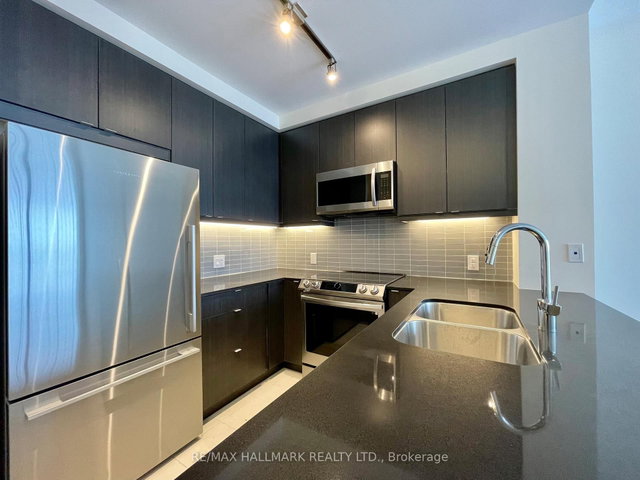 808 - 50 Thomas Riley Road