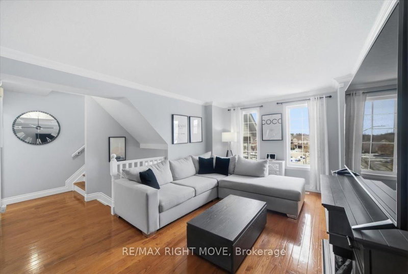 91 Benjamin Cres, Orangeville, L9W 5J3 | Image 3