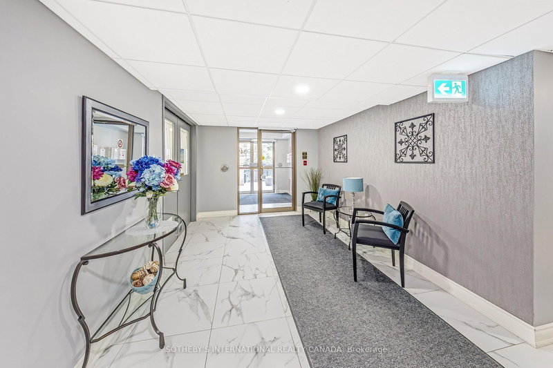 410 - 3499 Upper Middle Rd, Burlington, L7M 4M7 | Image 3