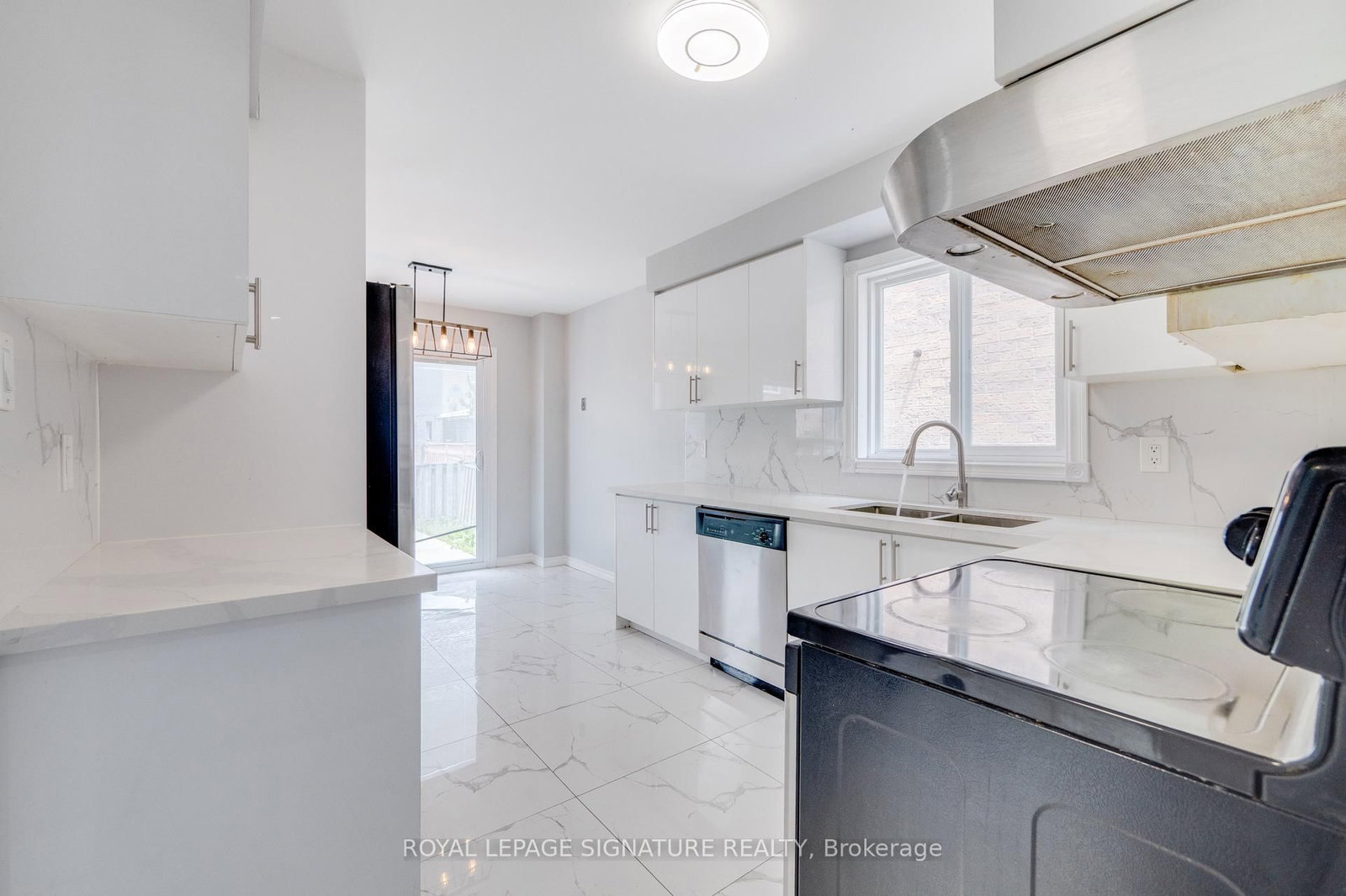 Detached House for sale at 34 Meadowlark Drive, Brampton, Ontario, L6Y 4A7 - Fletcher's Creek South - MLS: W12902686