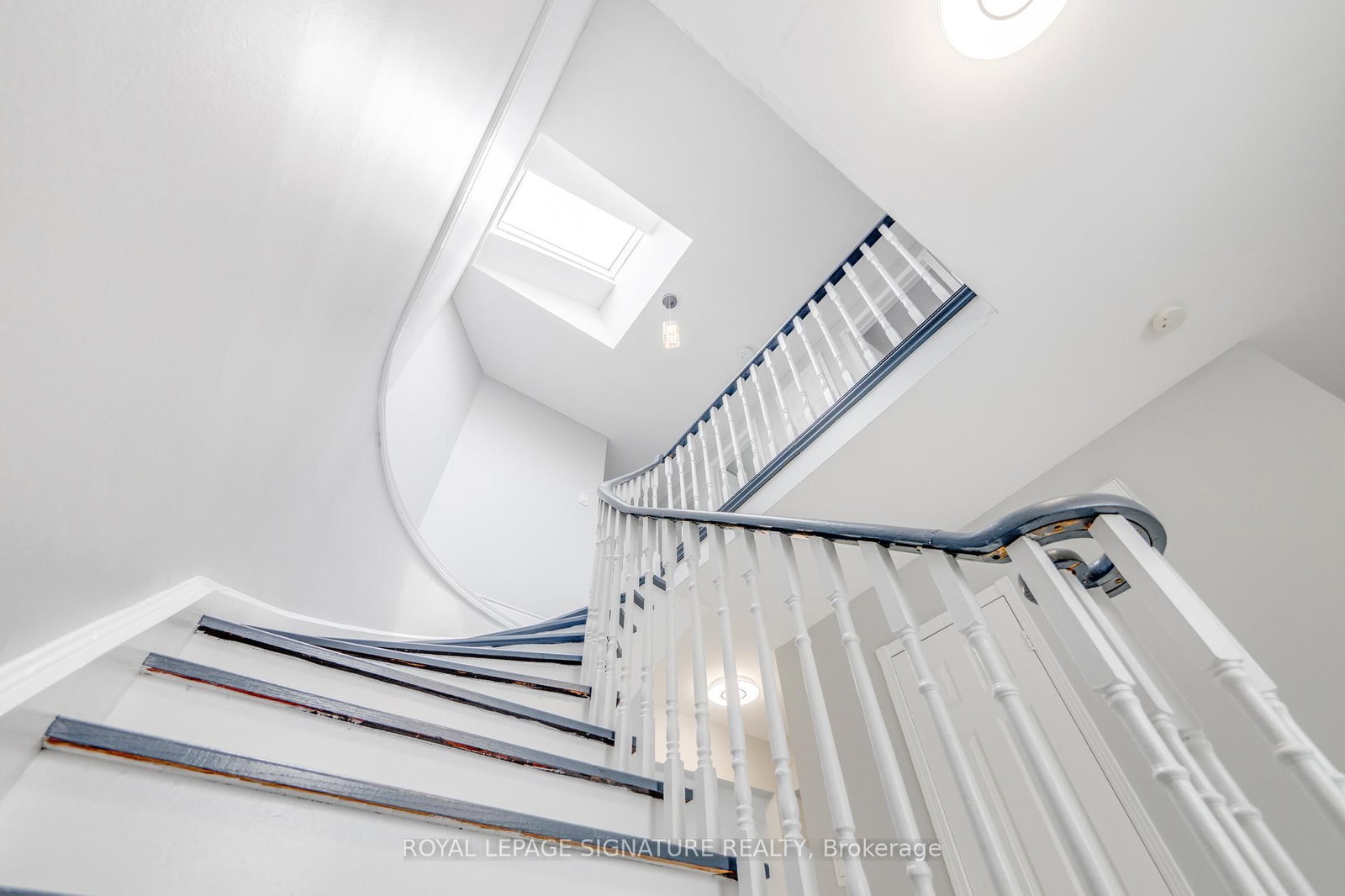 Detached House for sale at 34 Meadowlark Drive, Brampton, Ontario, L6Y 4A7 - Fletcher's Creek South - MLS: W12902686