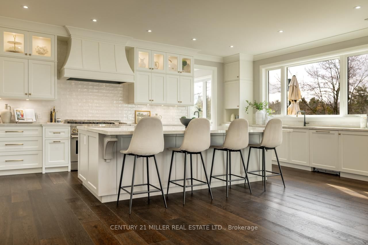 Detached House for sale at 8656 Esquesing Line, Milton, Ontario, L9T 9E2 - Milton North - MLS: W12902734