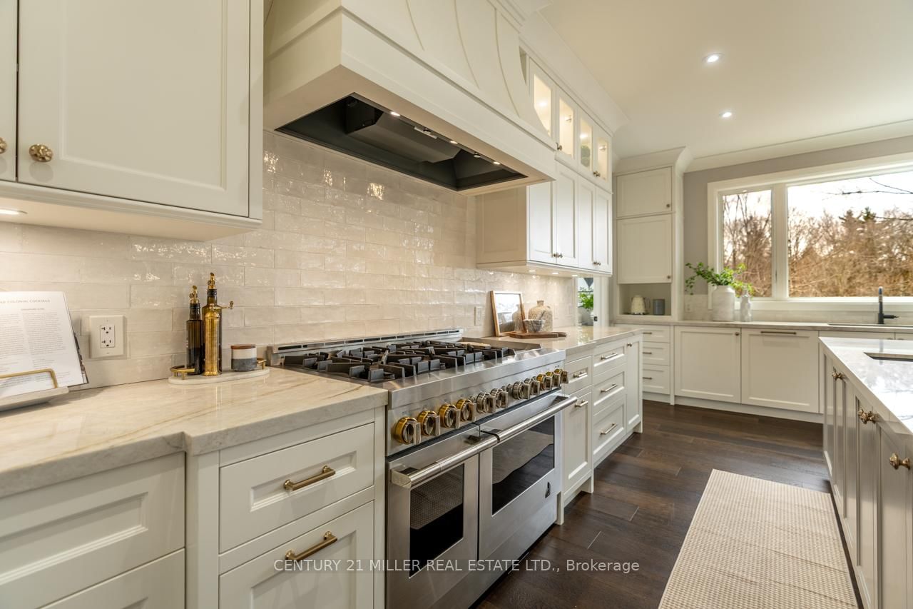 Detached House for sale at 8656 Esquesing Line, Milton, Ontario, L9T 9E2 - Milton North - MLS: W12902734