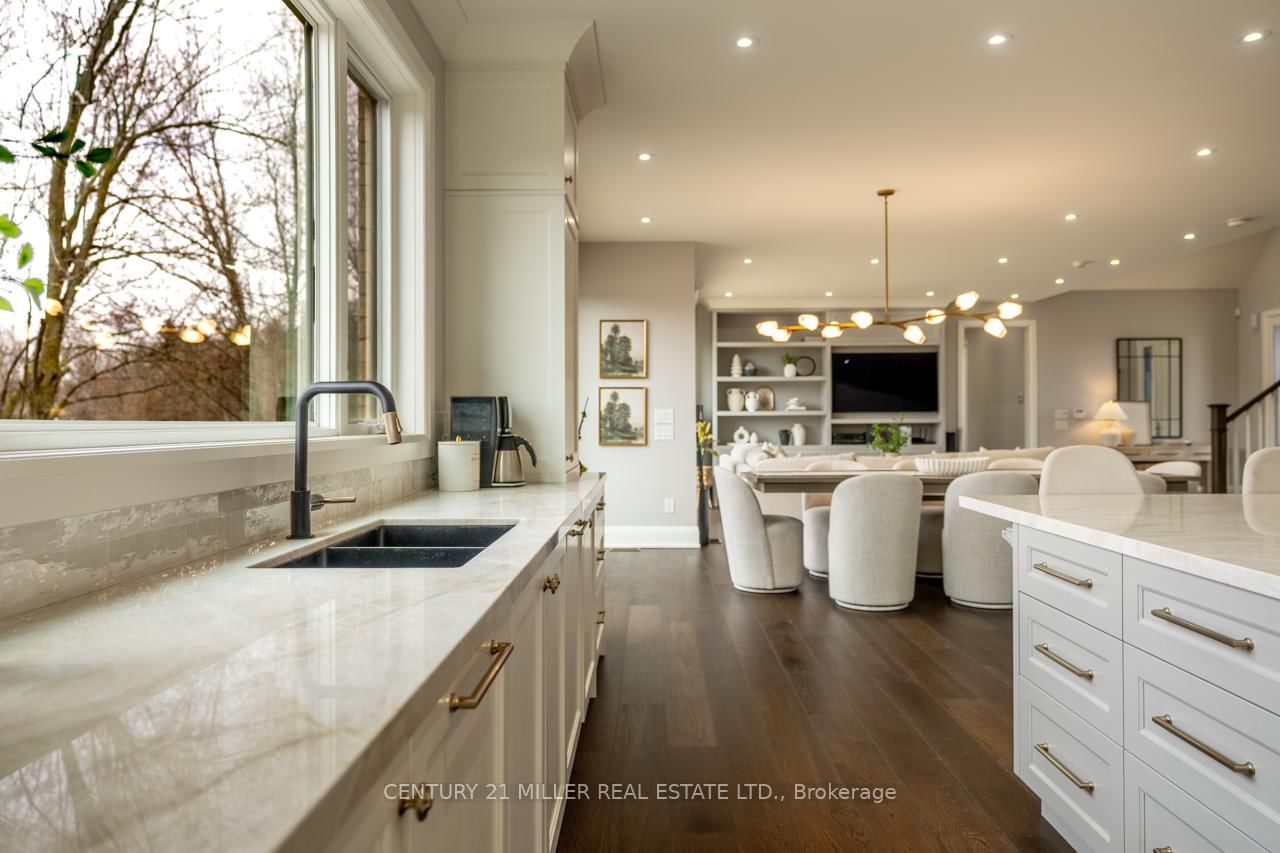 Detached House for sale at 8656 Esquesing Line, Milton, Ontario, L9T 9E2 - Milton North - MLS: W12902734