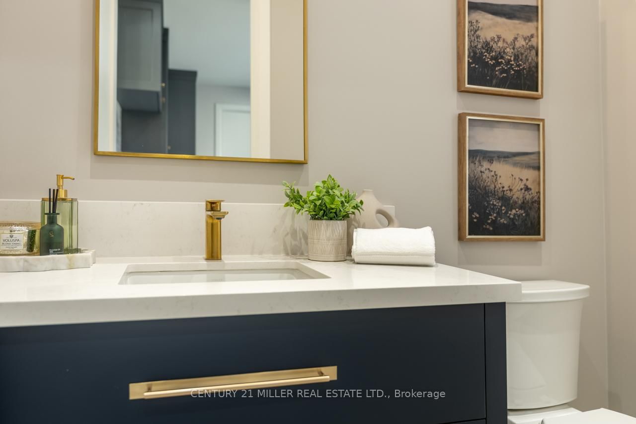 Detached House for sale at 8656 Esquesing Line, Milton, Ontario, L9T 9E2 - Milton North - MLS: W12902734