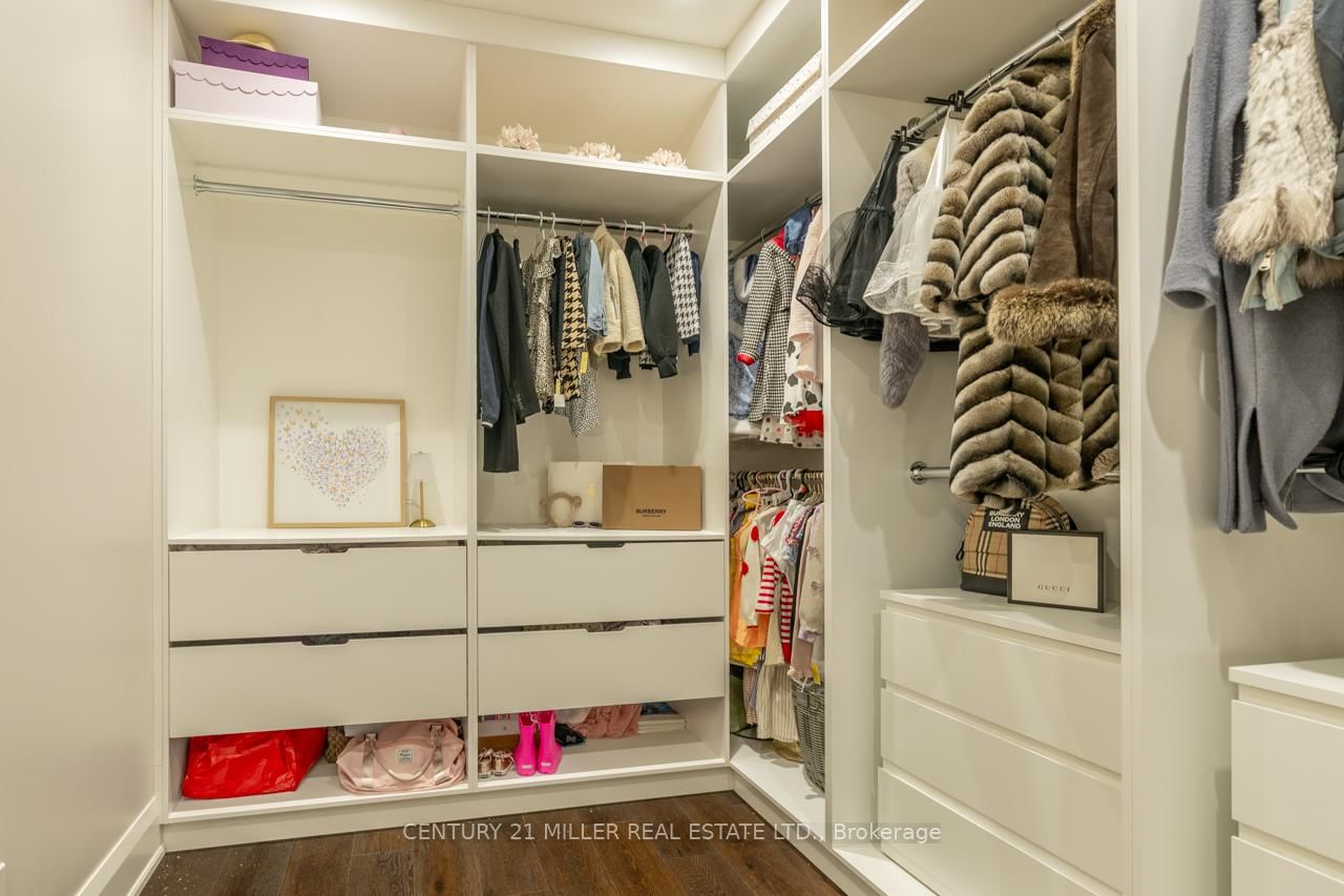 Detached House for sale at 8656 Esquesing Line, Milton, Ontario, L9T 9E2 - Milton North - MLS: W12902734